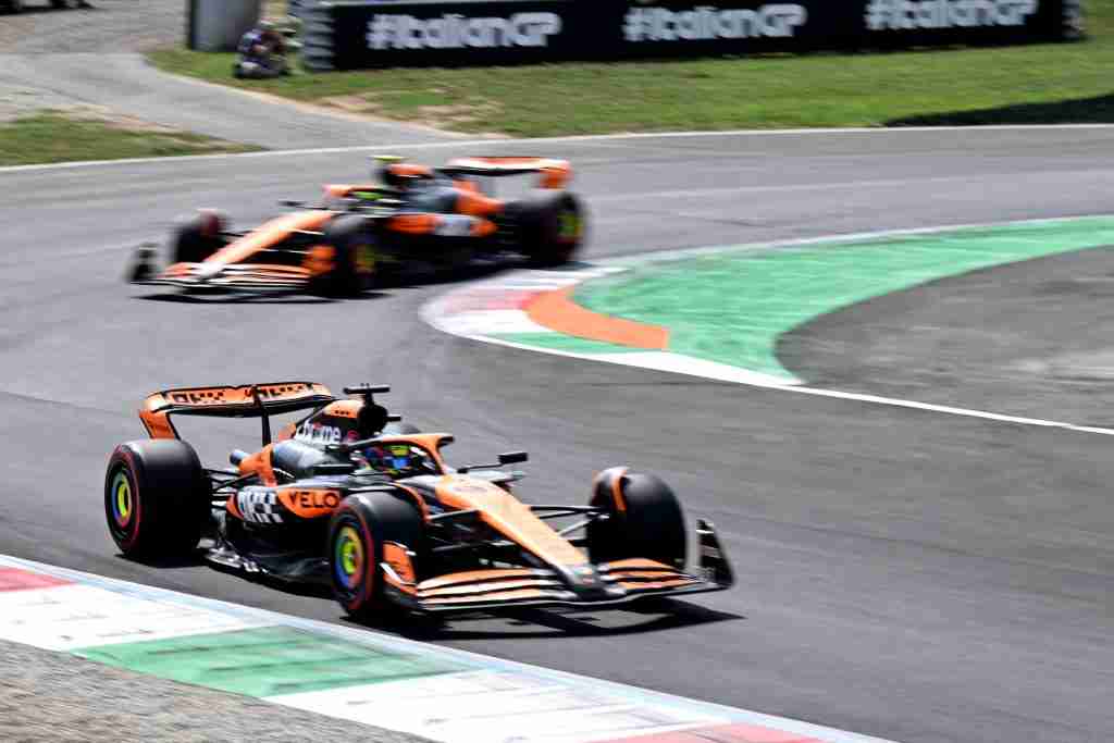 Oscar Piastri à frente de Lando Norris no GP da Itália de 2024 | Equipe McLaren F1