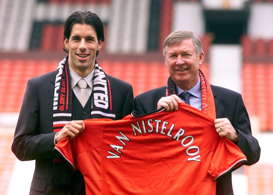 Van Nistelrooy elogiou Sir Alex Ferguson por seu estilo de gestão