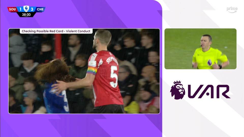 O cabelo de Marc Cucurella foi puxado por Jack Stephens, o que resultou na expulsão do zagueiro do Southampton