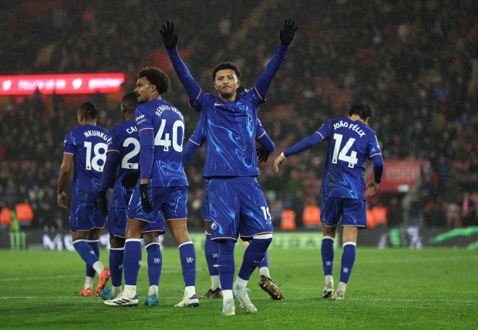 Jadon Sancho marcou seu primeiro gol no Chelsea