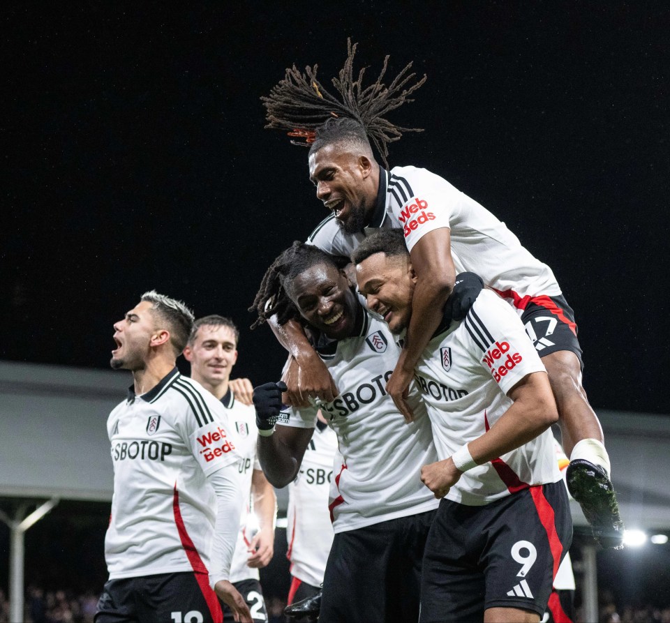 Alex Iwobi & Co estavam em alta como o guarda-chuva de Sidwell depois de marcar duas vezes