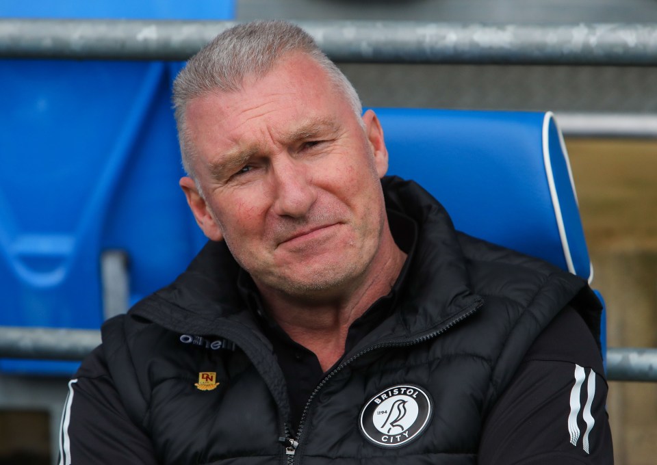 Nigel Pearson continua otimista sobre suas chances de recuperação