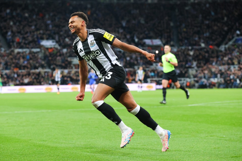 Jacob Murphy elogia o fechamento do placar com seu segundo gol