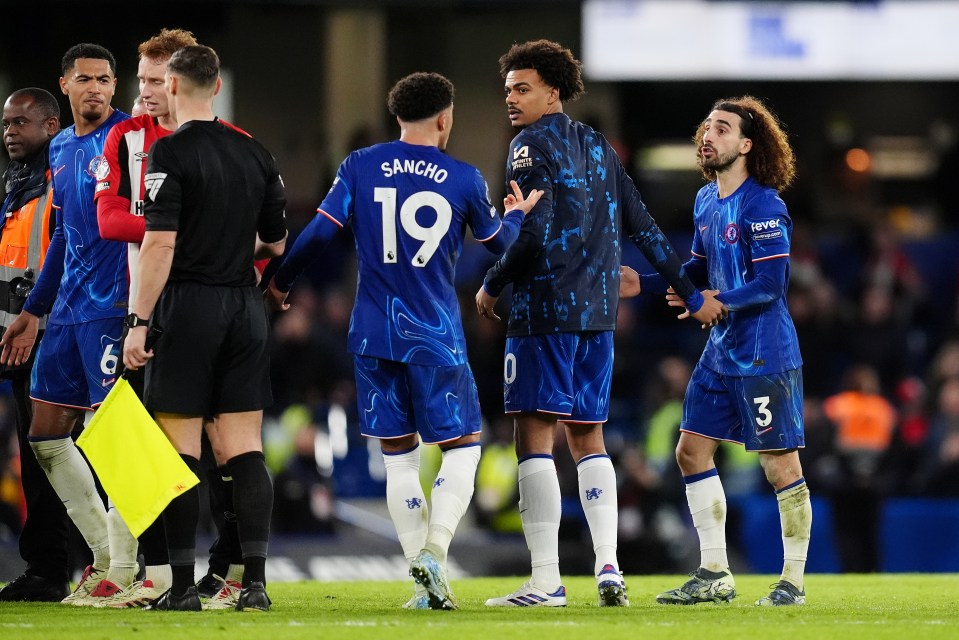 Cucurella recebeu o segundo cartão amarelo após o final do jogo devido a uma briga com Kevin Schade