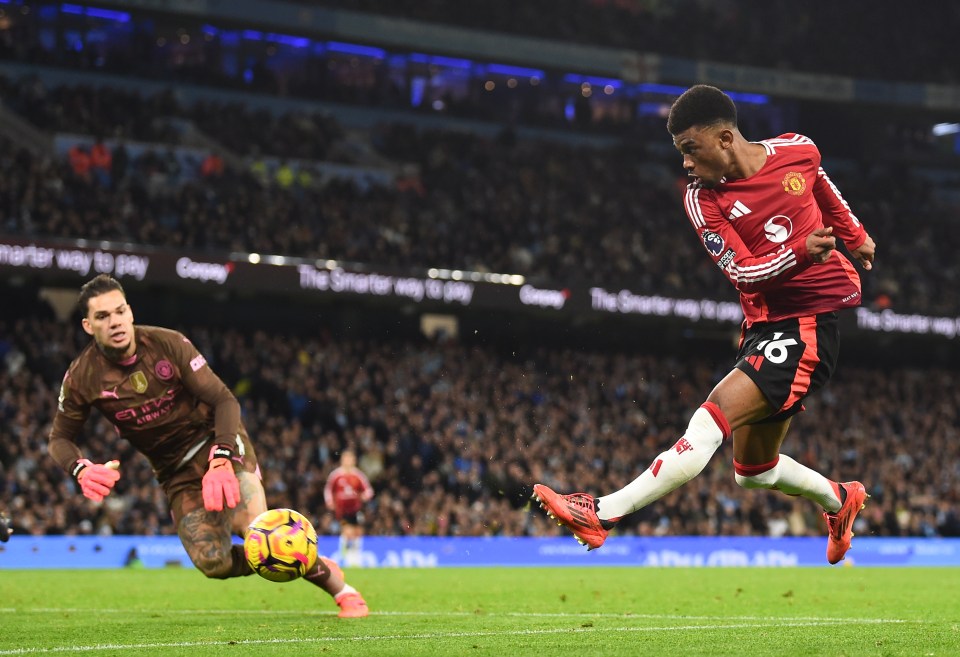 Ele marcou no final para dar o direito de se gabar ao Manchester United