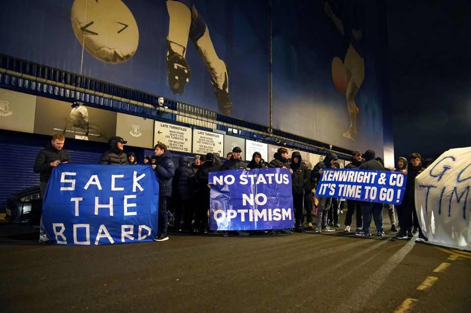 Os torcedores do Toffees protestaram contra a propriedade do clube antes da nomeação de Frank Lampard, há dois anos