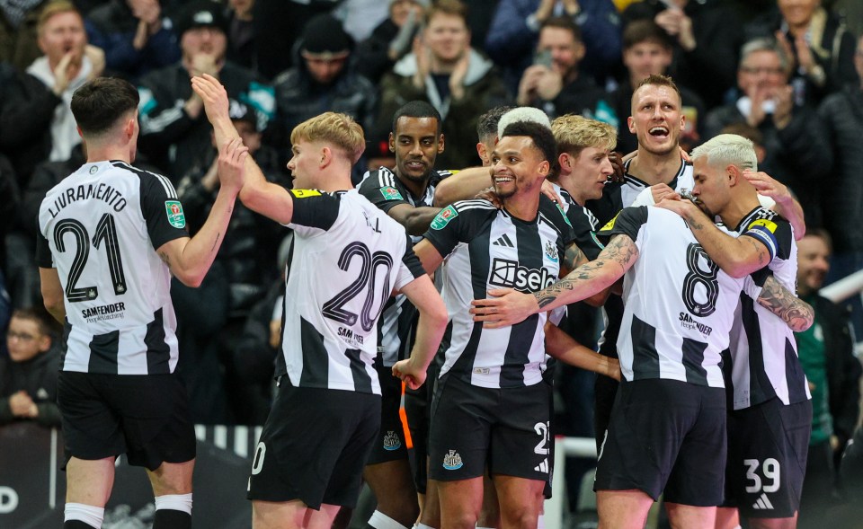 Newcastle quer pôr fim à seca de troféus de 70 anos