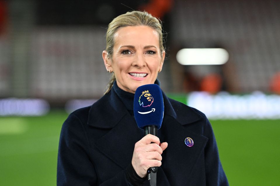 Gabby Logan formará um terço de um novo trio de apresentações, substituindo o ex-atacante da Inglaterra