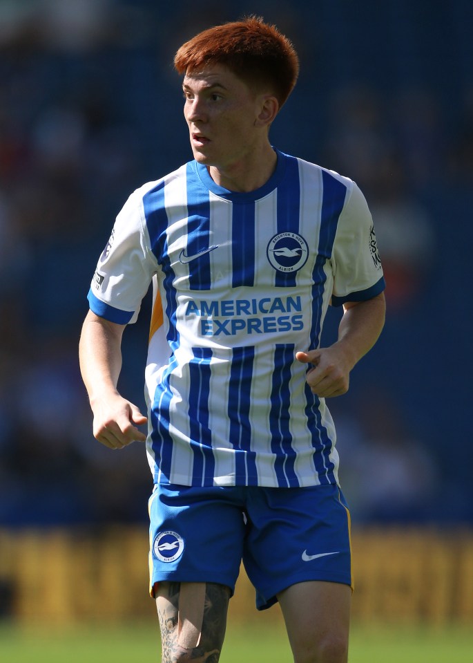 Valentín Barco está emprestado ao Sevilla pelo Brighton