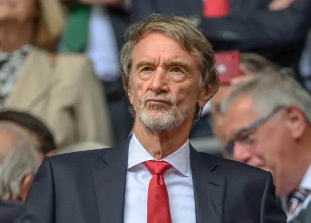 Sir Jim Ratcliffe desempenhou um papel importante na mudança da sala de reuniões