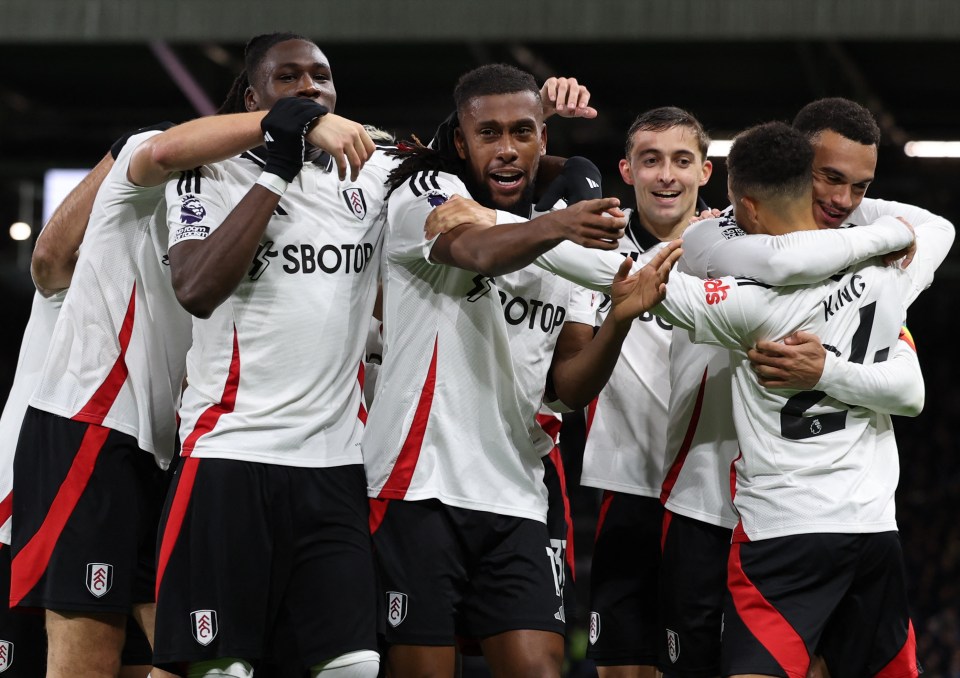 Fulham venceu Brighton por 3-1 em Craven Cottage