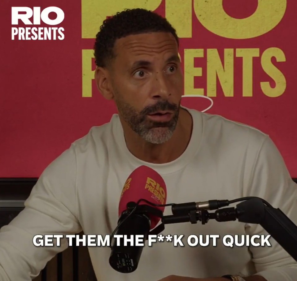 Rio Ferdinand quer que o Manchester United demita os jogadores 'merda'