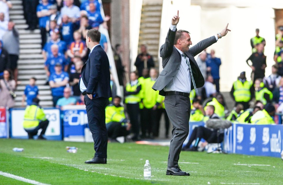 O técnico do Celtic, Brendan Rodgers, comemora a vitória por um gol