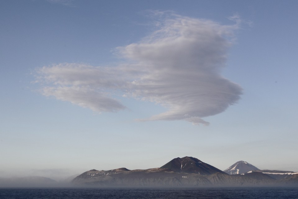 A desabitada Ilha Simushir é extremamente remota, mas sua erupção ainda causou grandes efeitos globais, dizem os cientistas